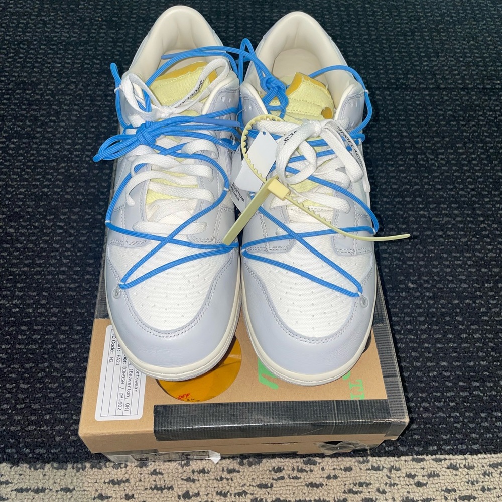 📦SOLD📦 Nike Off-White x Dunk Low “Lot 5”